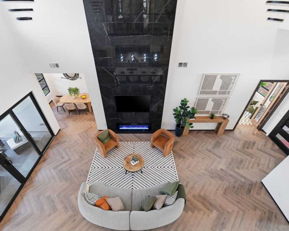 THE DAWN 3906 Longhorn 02